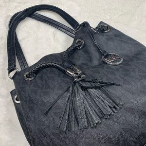 Michael Kors Marina Signature drawstrings